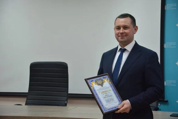 Відзнаки в Державному експертному центрі: що стоїть за стабільною роботою фармсектору?
